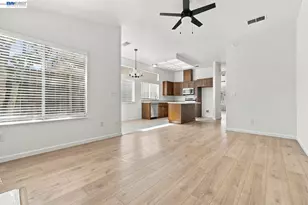 2222 Woodhill Dr, Pittsburg, CA 94565 - Photo 13
