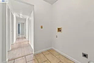 2222 Woodhill Dr, Pittsburg, CA 94565 - Photo 23