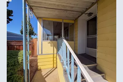 550 Hermitage Ct, San Jose, CA 95134 - Photo 3