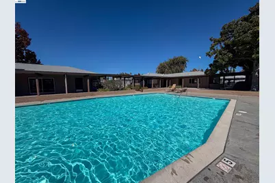 550 Hermitage Ct, San Jose, CA 95134 - Photo 53