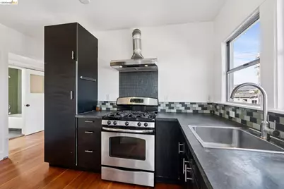 835 45th St, Oakland, CA 94608 - Photo 35