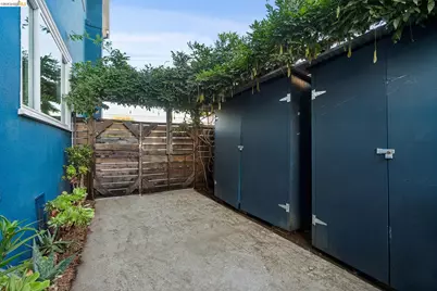 835 45th St, Oakland, CA 94608 - Photo 63
