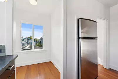 835 45th St, Oakland, CA 94608 - Photo 37