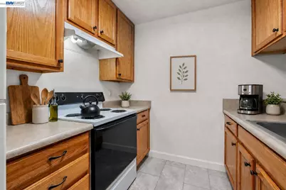 1540 Center Rd #381, Novato, CA 94947 - Photo 3