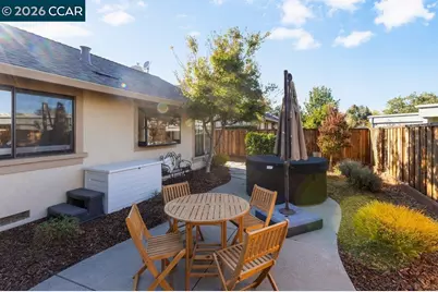 953 Bridgecrossing Way, Concord, CA 94518 - Photo 19