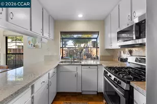 953 Bridgecrossing Way, Concord, CA 94518 - Photo 7