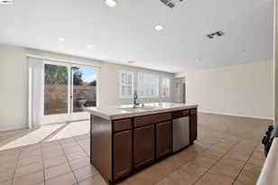 290 Santa Clara Dr, Mountain House, CA 95391 - Photo 9