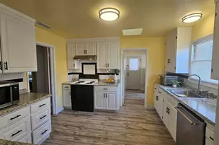 1441 170th Ave, Ashland, CA 94541 - Photo 7