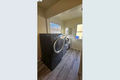 1441 170th Ave, Ashland, CA 94541 - Photo 9