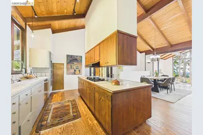 4090 39th Ave, Oakland, CA 94619 - Photo 39