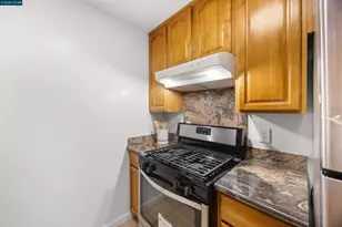 2037 Sierra Rd, Concord, CA 94518 - Photo 5