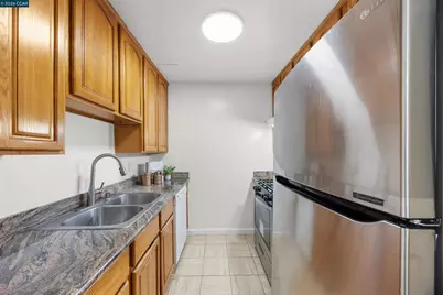 2037 Sierra Rd #2, Concord, CA 94518 - Photo 7