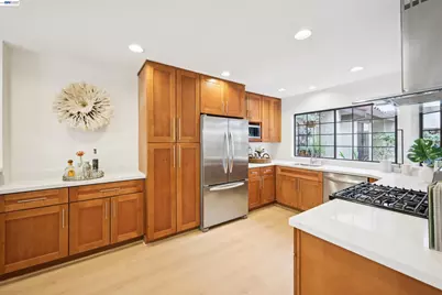 2506 Galleon Pl #116, San Leandro, CA 94577 - Photo 11