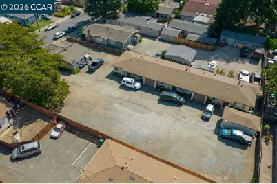 24063 Park St, Hayward, CA 94541 - Photo 3