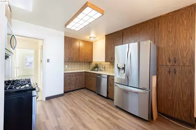 90 Frankfort St, Daly City, CA 94014 - Photo 31