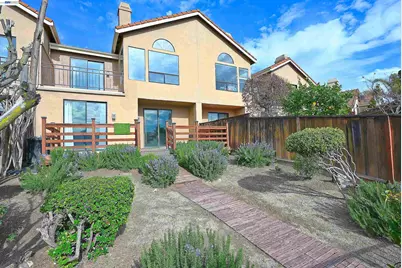 2057 Echo Pl, San Ramon, CA 94582 - Photo 9