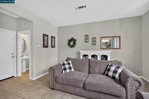 328 Silver Bell Way, Oakley, CA 94561 - Photo 15