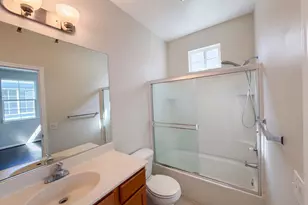 2560 Village Dr, Santa Rosa, CA 95403 - Photo 7