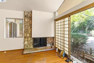 1350 Murchison Dr, Millbrae, CA 94030 - Photo 7