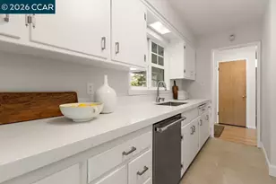 9 Dickenson Dr, Moraga, CA 94556 - Photo 17