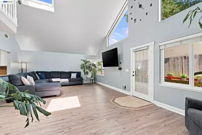 31262 San Andreas Dr, Union City, CA 94587 - Photo 15
