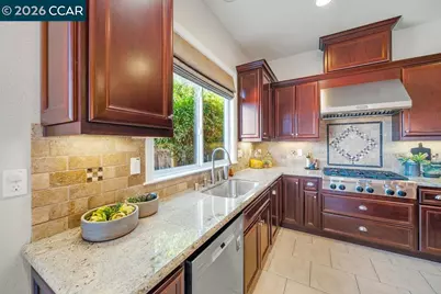 24 Promontory Place, Clayton, CA 94517 - Photo 11