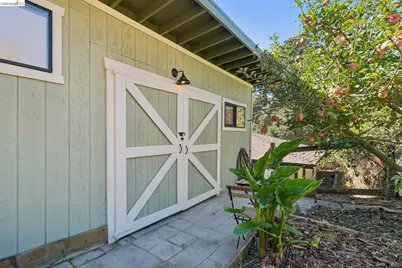 6120 Arlington Blvd, San Pablo, CA 94806 - Photo 3