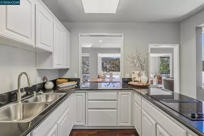 1614 Stanley Dollar Dr #1A, Walnut Creek, CA 94595 - Photo 41