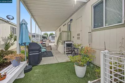 156 Tiki Ln, Pittsburg, CA 94565 - Photo 7