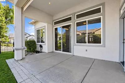 1587 Regent Dr, Brentwood, CA 94513 - Photo 29