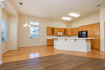 1587 Regent Dr, Brentwood, CA 94513 - Photo 11