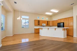 1587 Regent Dr, Brentwood, CA 94513 - Photo 11