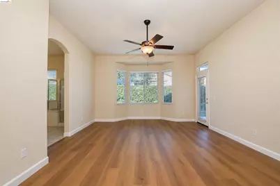 1587 Regent Dr, Brentwood, CA 94513 - Photo 23