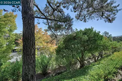1300 Running Springs Rd #6, Walnut Creek, CA 94595 - Photo 17