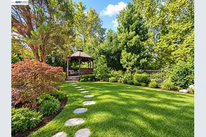 3236 Blackhawk Meadow Dr, Danville, CA 94506 - Photo 53
