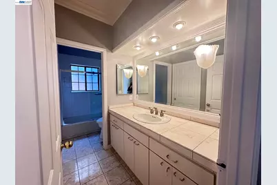 3236 Blackhawk Meadow Dr, Danville, CA 94506 - Photo 11
