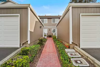 565 Lori Dr #50, Benicia, CA 94510 - Photo 1