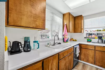 565 Lori Dr #50, Benicia, CA 94510 - Photo 13