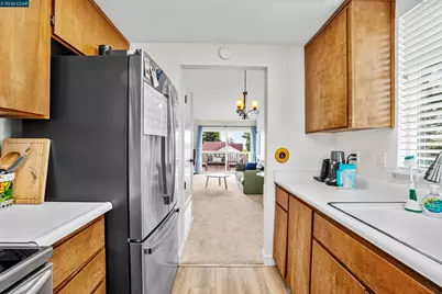 565 Lori Dr #50, Benicia, CA 94510 - Photo 15