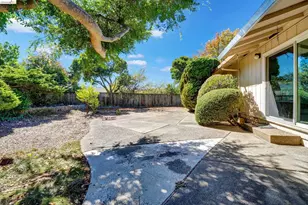 5861 Balmoral Dr, Oakland, CA 94619 - Photo 21