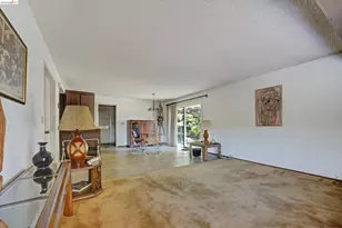 5861 Balmoral Dr, Oakland, CA 94619 - Photo 15