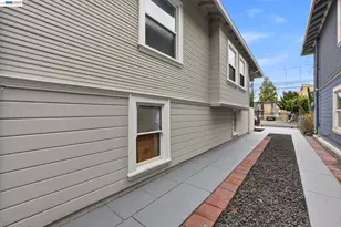 1725 38th Ave, Oakland, CA 94601 - Photo 7