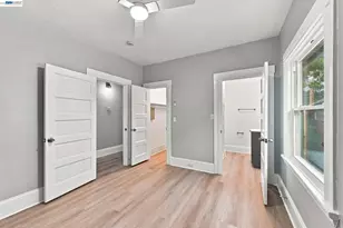 1725 38th Ave, Oakland, CA 94601 - Photo 31