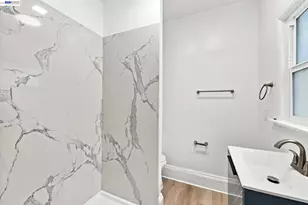 1725 38th Ave, Oakland, CA 94601 - Photo 33
