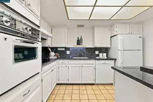 1129 Avenida Sevilla, Walnut Creek, CA 94595 - Photo 11