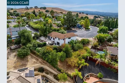 4073 Castlewood Ct, Concord, CA 94518 - Photo 65