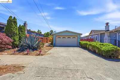 1530 Stuart St, Berkeley, CA 94703 - Photo 1