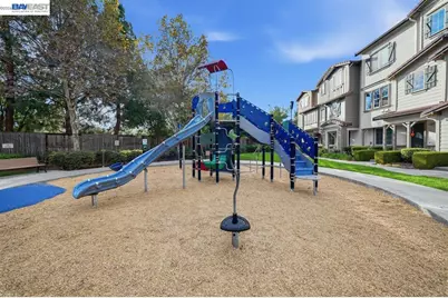 6677 Mariposa Ln, Dublin, CA 94568 - Photo 43
