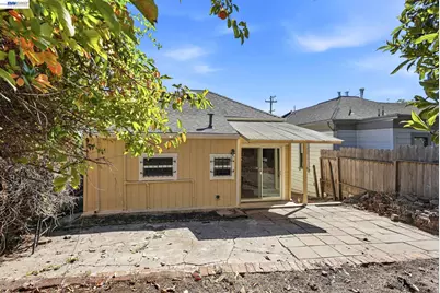 2207 13th Ave, Oakland, CA 94606 - Photo 33