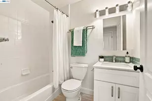 54 Lakeview Dr, Bay Point, CA 94565 - Photo 25